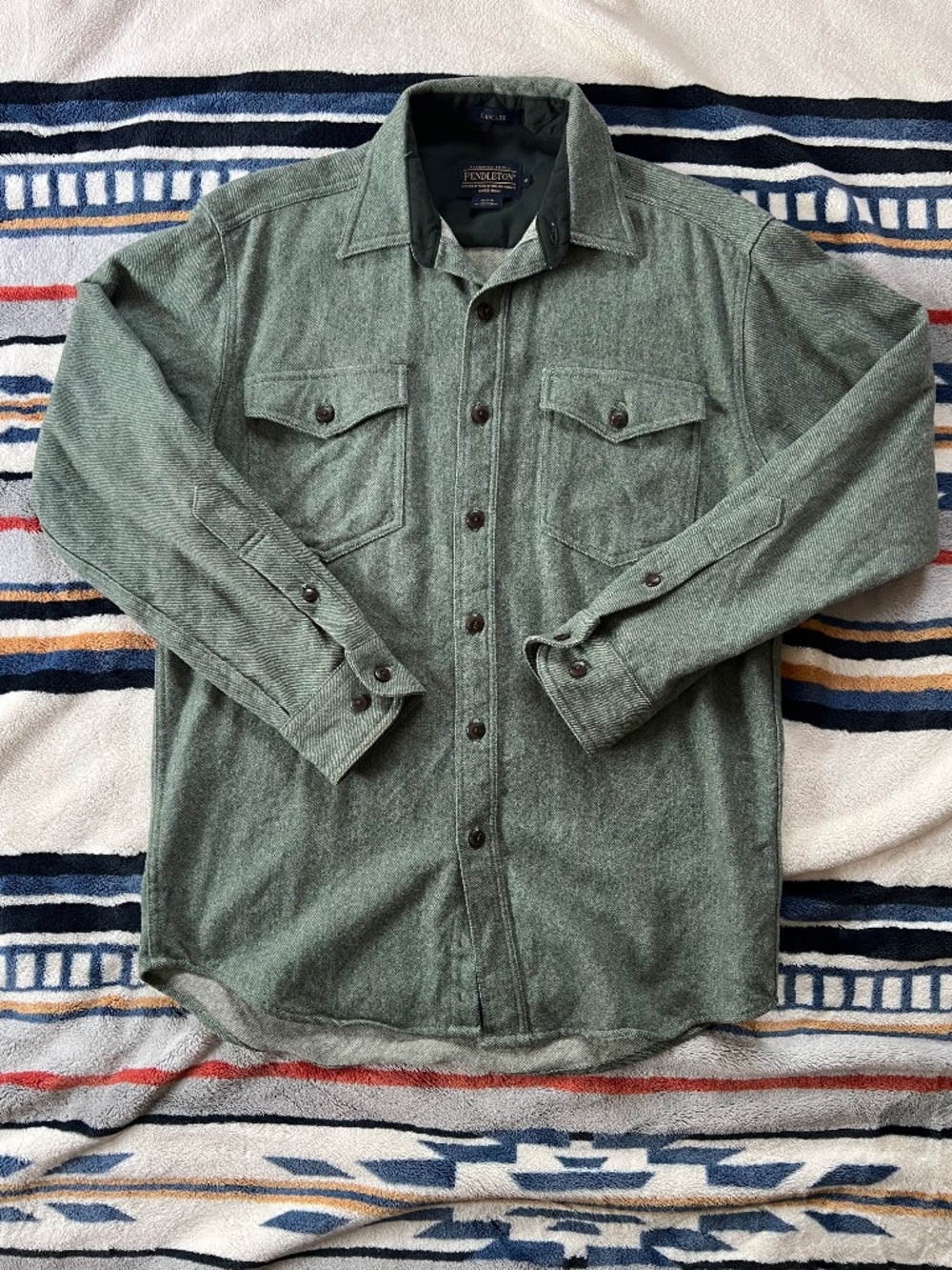 Men’s Cascade Wool Pendleton Button-Up Shirt